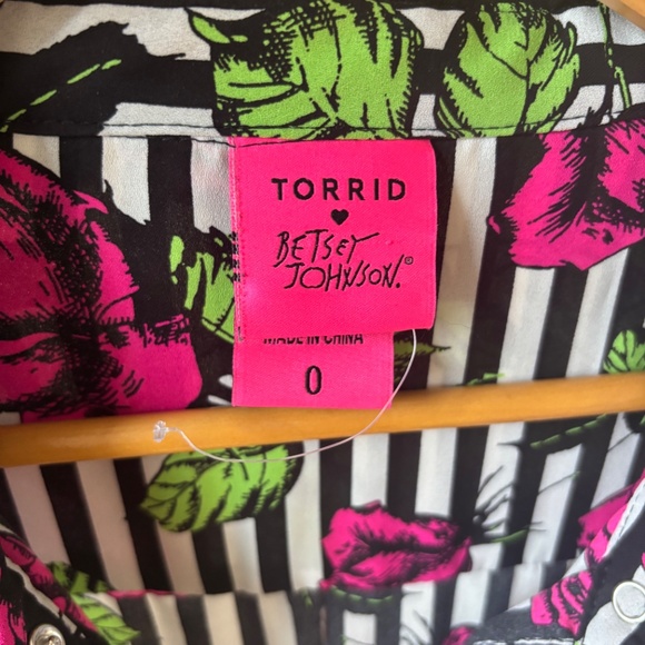 Torrid X Betsey Johnson Tunic Blouse - Georgette Floral Stripe - Picture 7 of 10